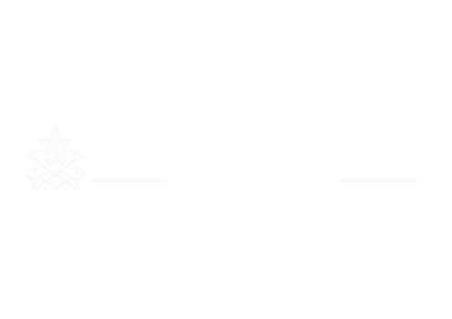 staypineapple-hotels--reverse-logo